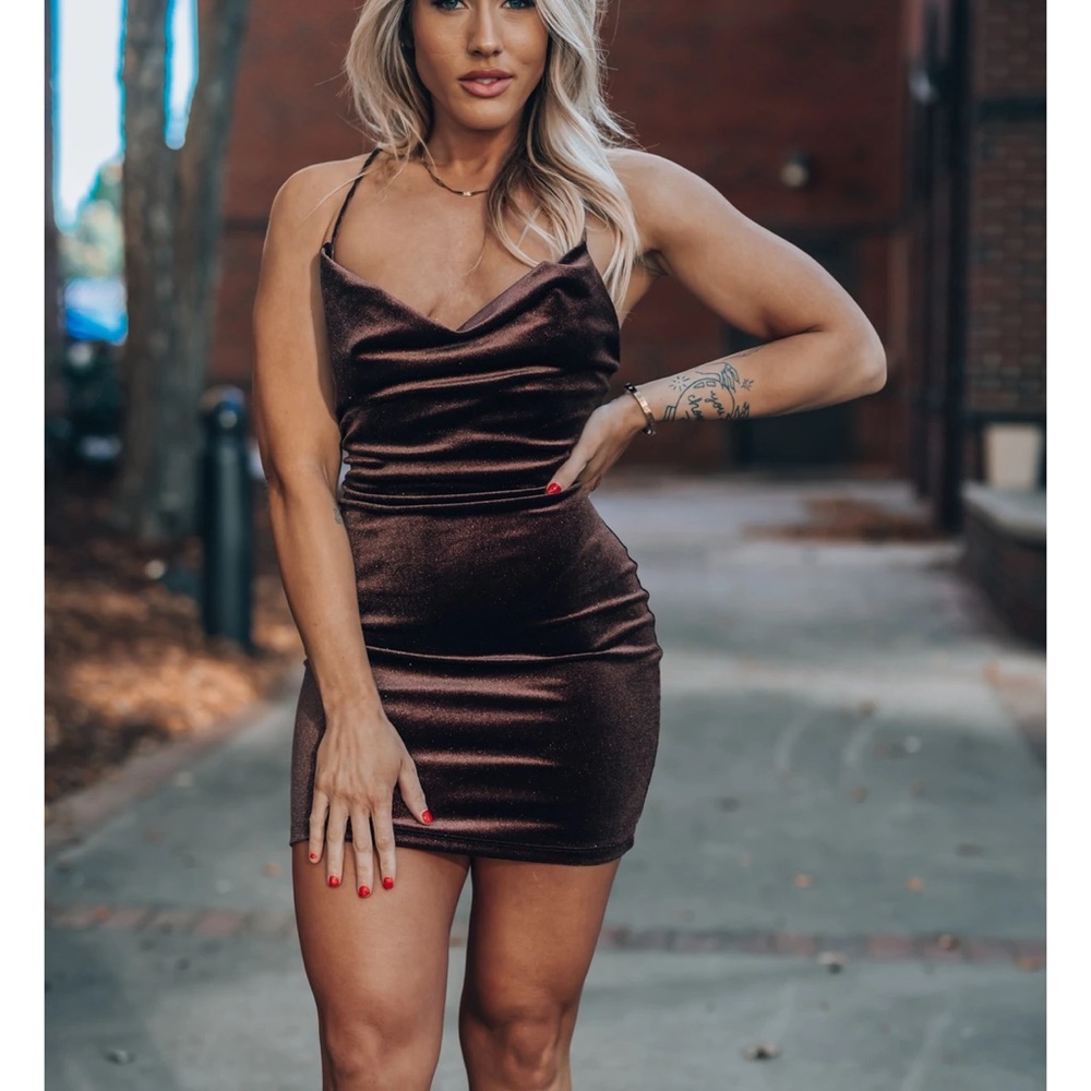 New York Nights Velvet Mini Dress (Chocolate)